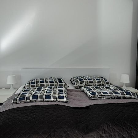Nowy Apartament Z Duzym Tarasem I Parkingiem Świnoujście Zewnętrze zdjęcie