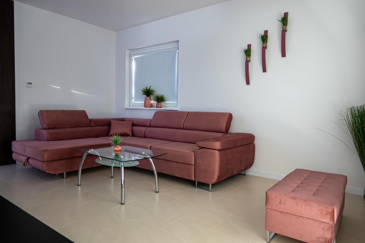 Nowy Apartament Z Duzym Tarasem I Parkingiem Świnoujście Zewnętrze zdjęcie